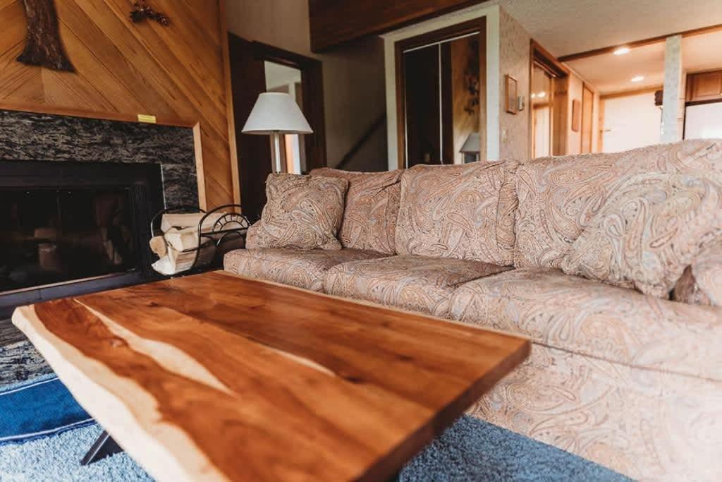 Top Floor Luxury, Sauna, Private Pool, Lake Bellaire Beach, 5 Beds, 4 Full Bath 外观 照片