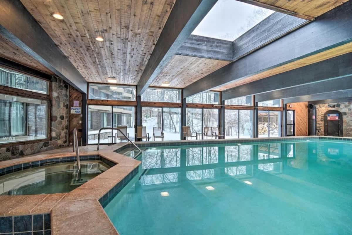 Top Floor Luxury, Sauna, Private Pool, Lake Bellaire Beach, 5 Beds, 4 Full Bath 外观 照片