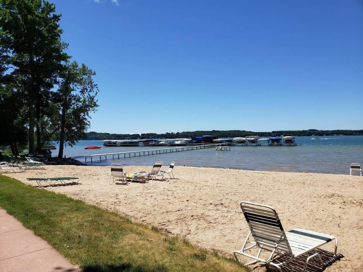 Top Floor Luxury, Sauna, Private Pool, Lake Bellaire Beach, 5 Beds, 4 Full Bath 外观 照片