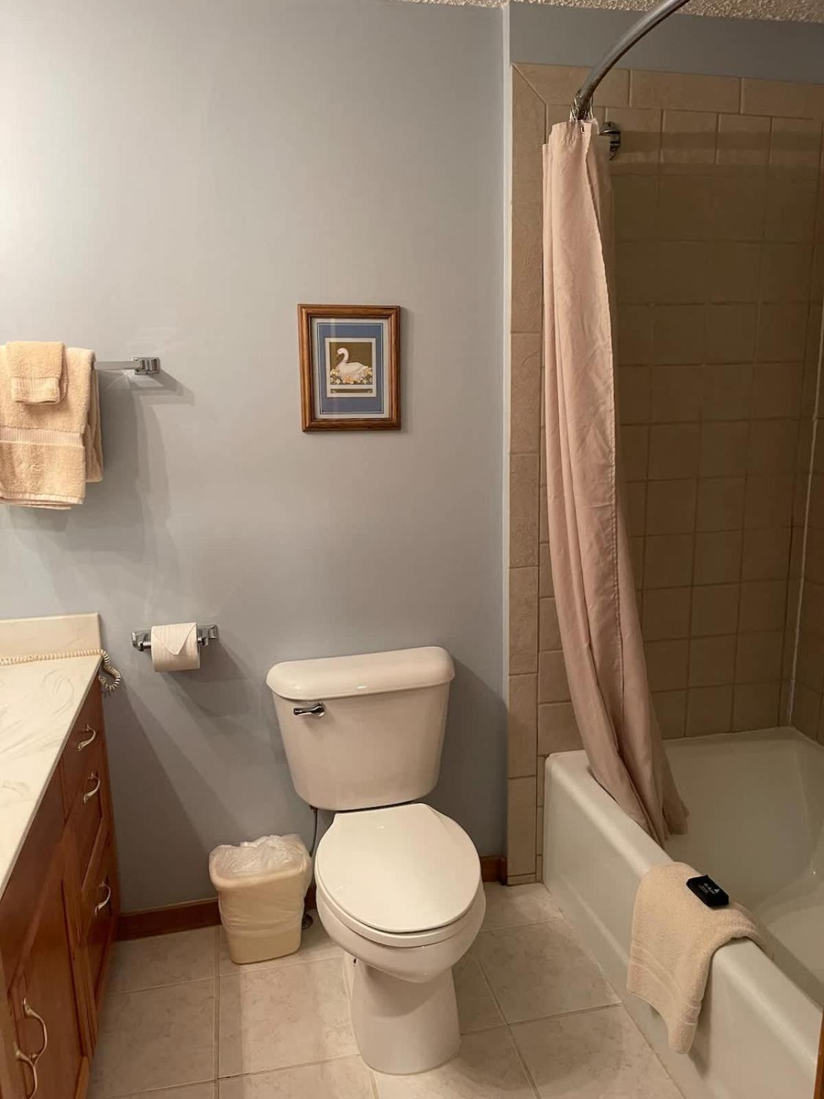 Top Floor Luxury, Sauna, Private Pool, Lake Bellaire Beach, 5 Beds, 4 Full Bath 外观 照片