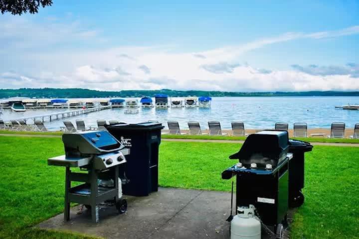 Top Floor Luxury, Sauna, Private Pool, Lake Bellaire Beach, 5 Beds, 4 Full Bath 外观 照片